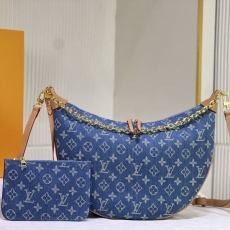 Louis Vuitton Hobo Bags